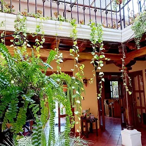https://la-casa-de-sofia.guatemalaantiguahotels.com