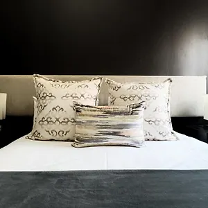 https://4-on-varneys-guest-house.hotels-capetown.com